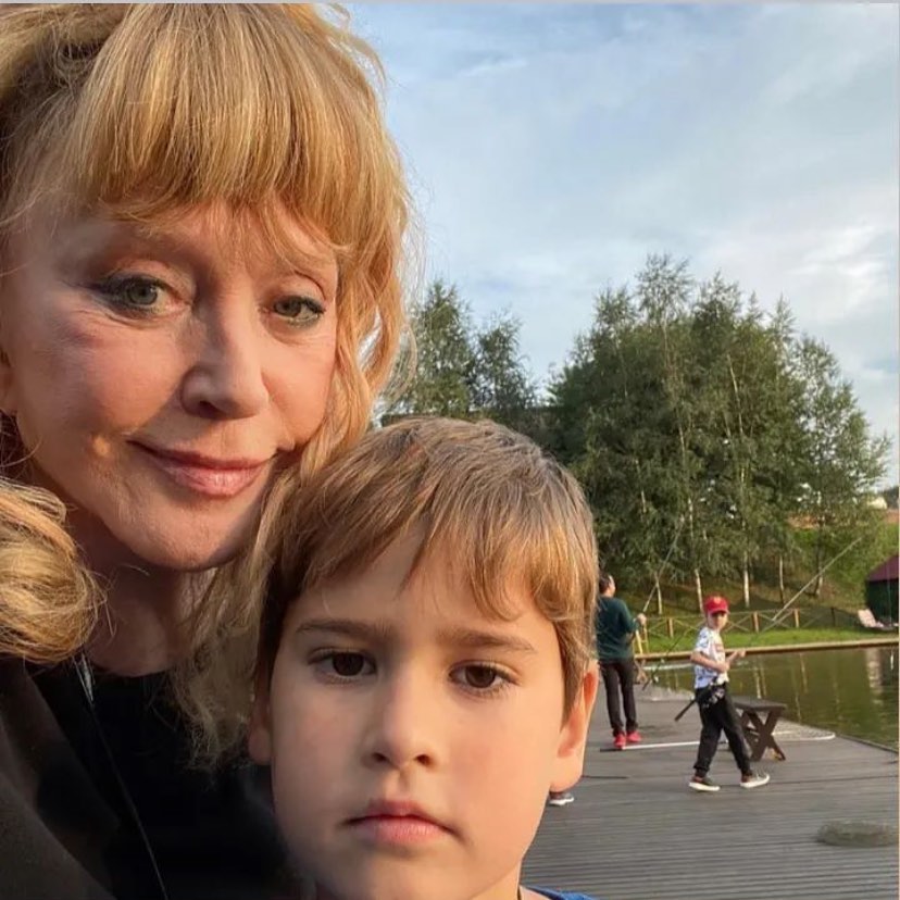 Без фотошопа обычная бабуля: Алла Пугачёва перестала скрывать морщины и возраст
