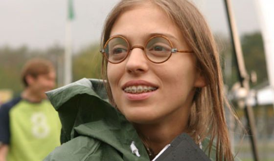 Роковая блондинка, но с лишним весом. Нелли Уварова резко изменилась