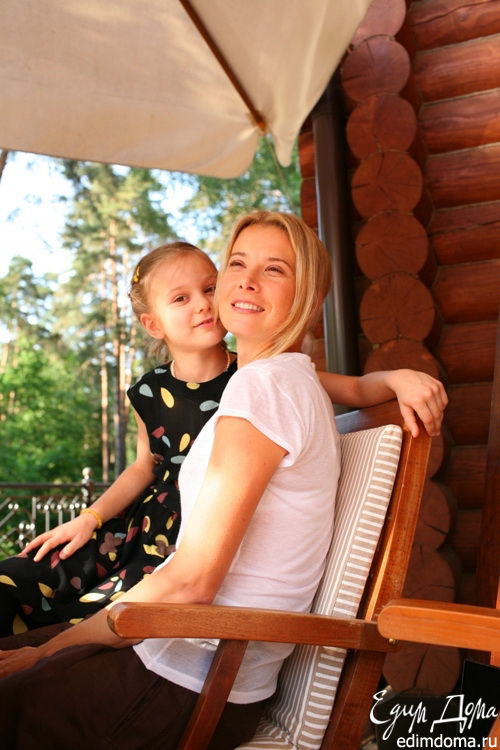 Судьба дочери Юлии Высоцкой очень трагична и плачевна