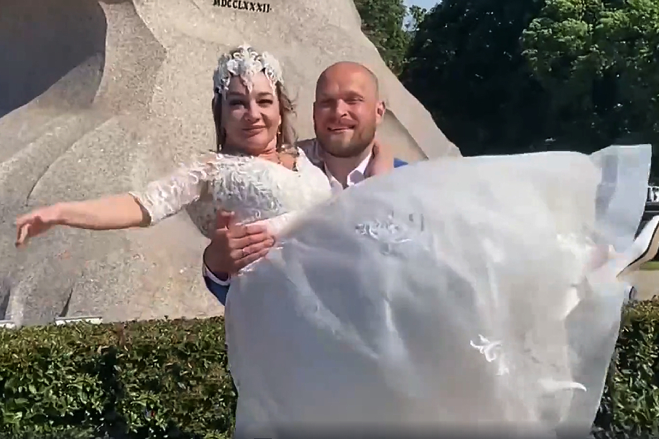 Материнство в 55 лет! Татьяна Буланова собирается подарить ребёнка мужу моложе на 19 лет