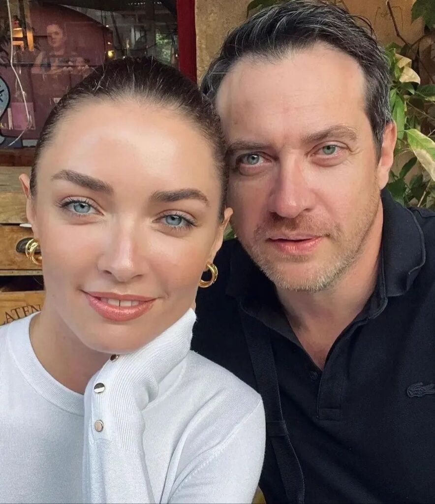 Девушка неземной красоты: Кирилл Сафонов показал свою дочь, чья внешность потрясла Сеть