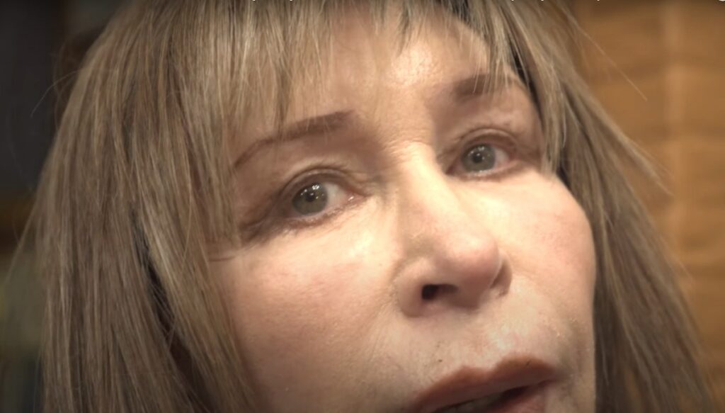 «Как живая мумия»: 77-летняя Татьяна Васильева показала лицо крупным планом после пластики