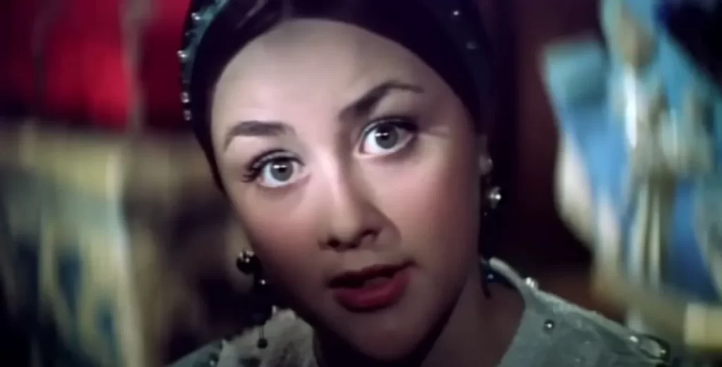 Очаровали своей красотой, но исчезли с экранов: как сейчас выглядят самые красивые актрисы СССР