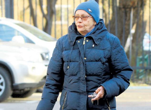Годы не пожалели "советскую Катерина Денев": в этой старушее невозможно признать некогда красавицу-актрису