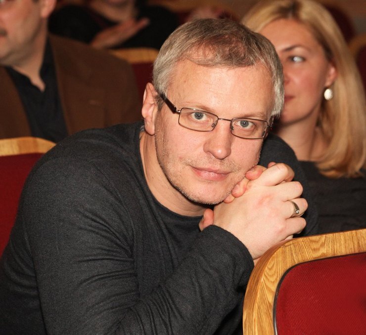 "С матерью давно распрощались...": Сергей Юшкевич об отношениях с матерью, которая отказалась покидать Украину