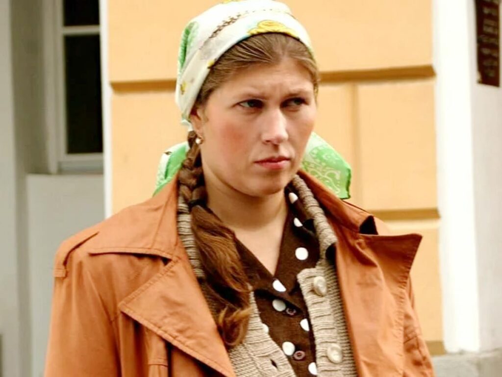 Она с детства мечтала быть актрисой, а ей говорили, что с такой внешностью у неё нет шансов, но одна роль превратила её в звезду кино