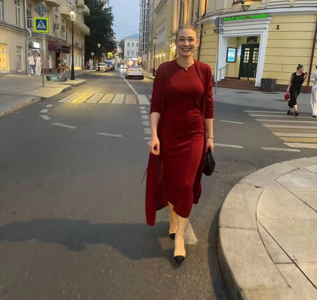 «Как теперь содержать беременную Акиньшину?»: стало известно о бедственном положении Козловского