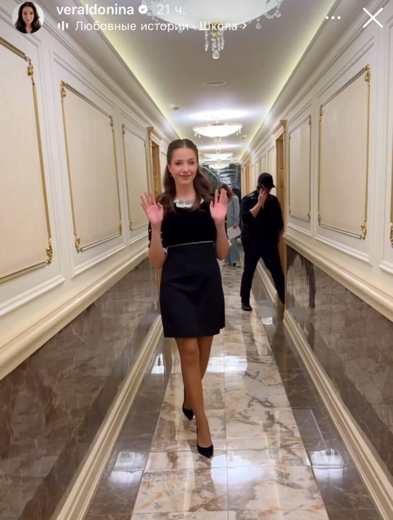 Взяла от мамы только лучшее! Дочь Юлии Началовой с годами всё больше похожа на маму
