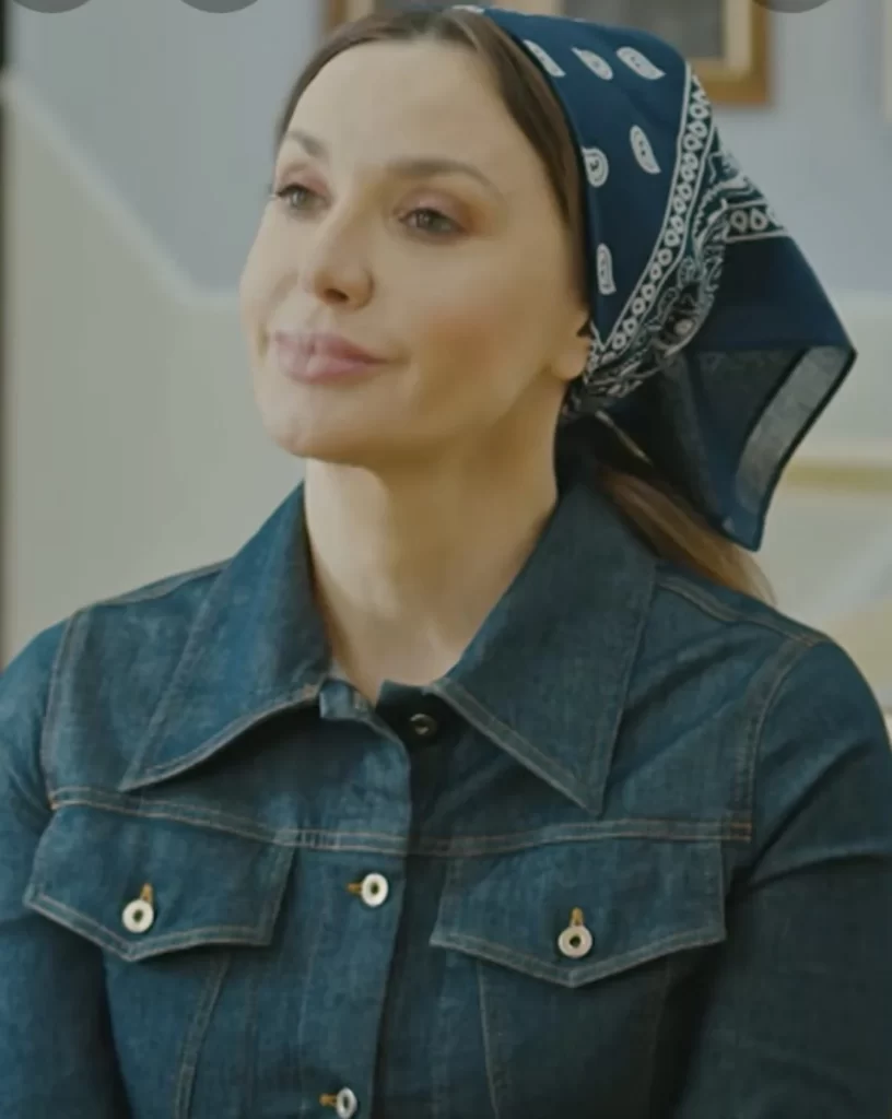 Силиконовая паломница с огромными губами и филлерами: пользователи с  трудом узнали Оксану Марченко