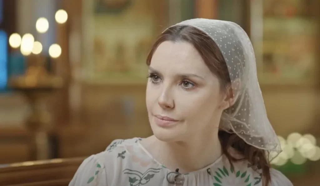 Силиконовая паломница с огромными губами и филлерами: пользователи с  трудом узнали Оксану Марченко