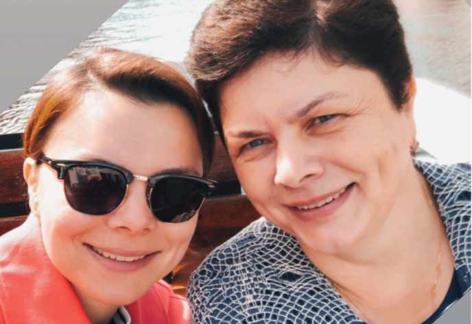 «Она намного моложе зятя»: пользователи обсудили фото тёщи Евгения Петросяна