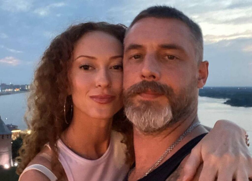 Сбежала от мужа с маленьким ребёнком на руках: почему рухнул четвертый брак Антона Батырева