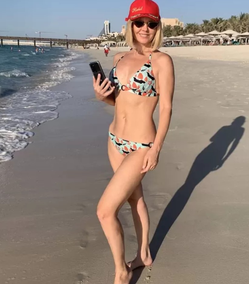 За 50-ть они могут дат фору молодым! Звезды, любящие хвастаться фигурой в купальнике