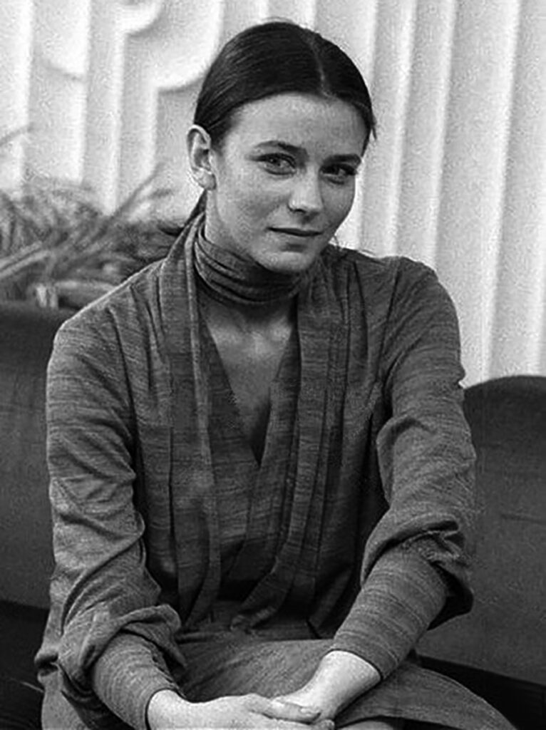 Была актрисой редкой красоты и таланта! В свои 68 лет актриса ценит свою естественность и стареет без пластики